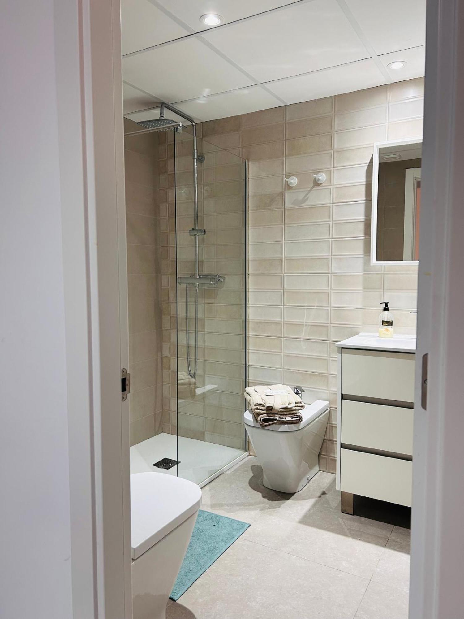 Apartamentos Corteingles Castellon By Tucasanlaplaya Castellon de la Plana Luaran gambar