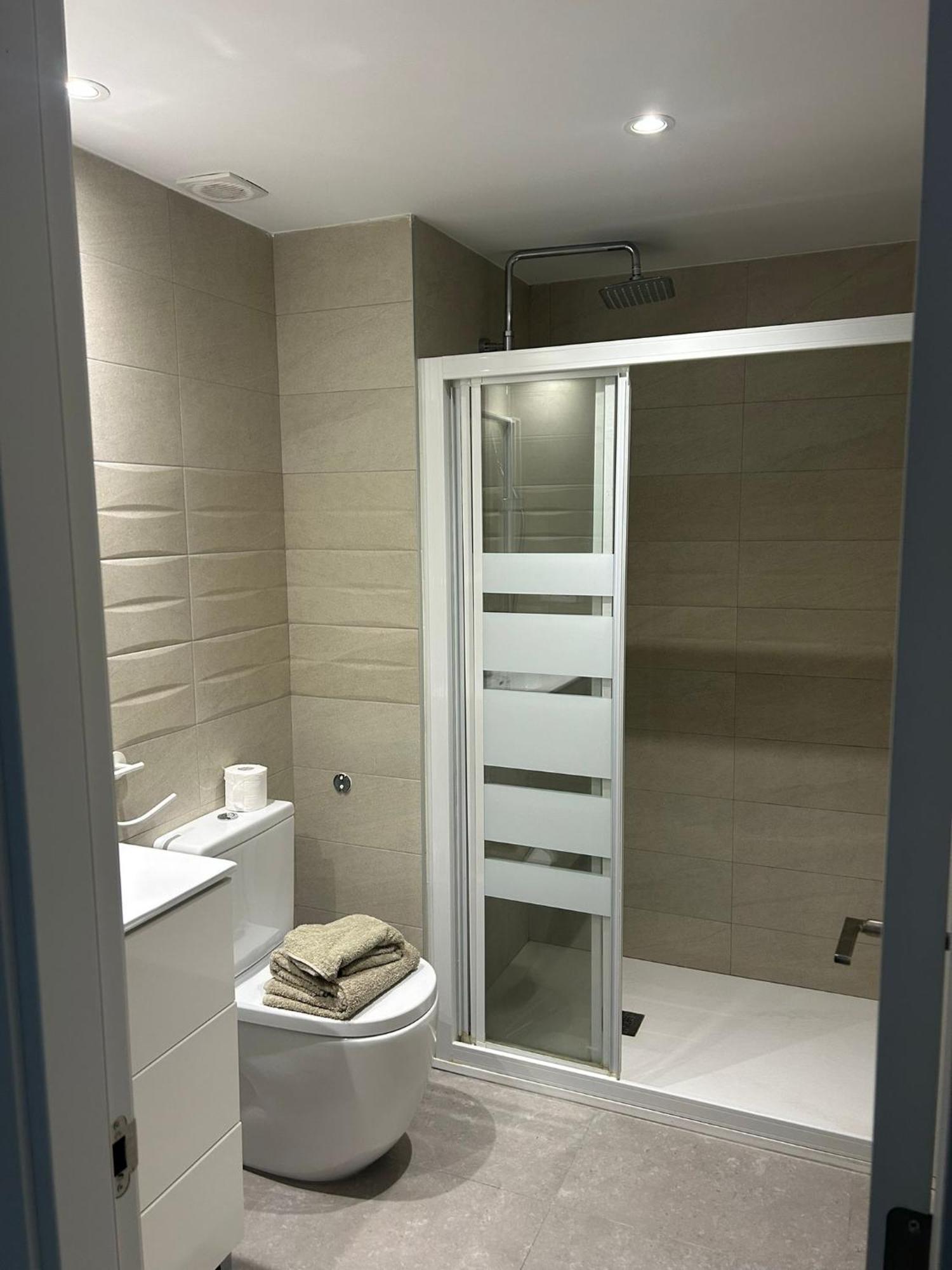 Apartamentos Corteingles Castellon By Tucasanlaplaya Castellon de la Plana Luaran gambar