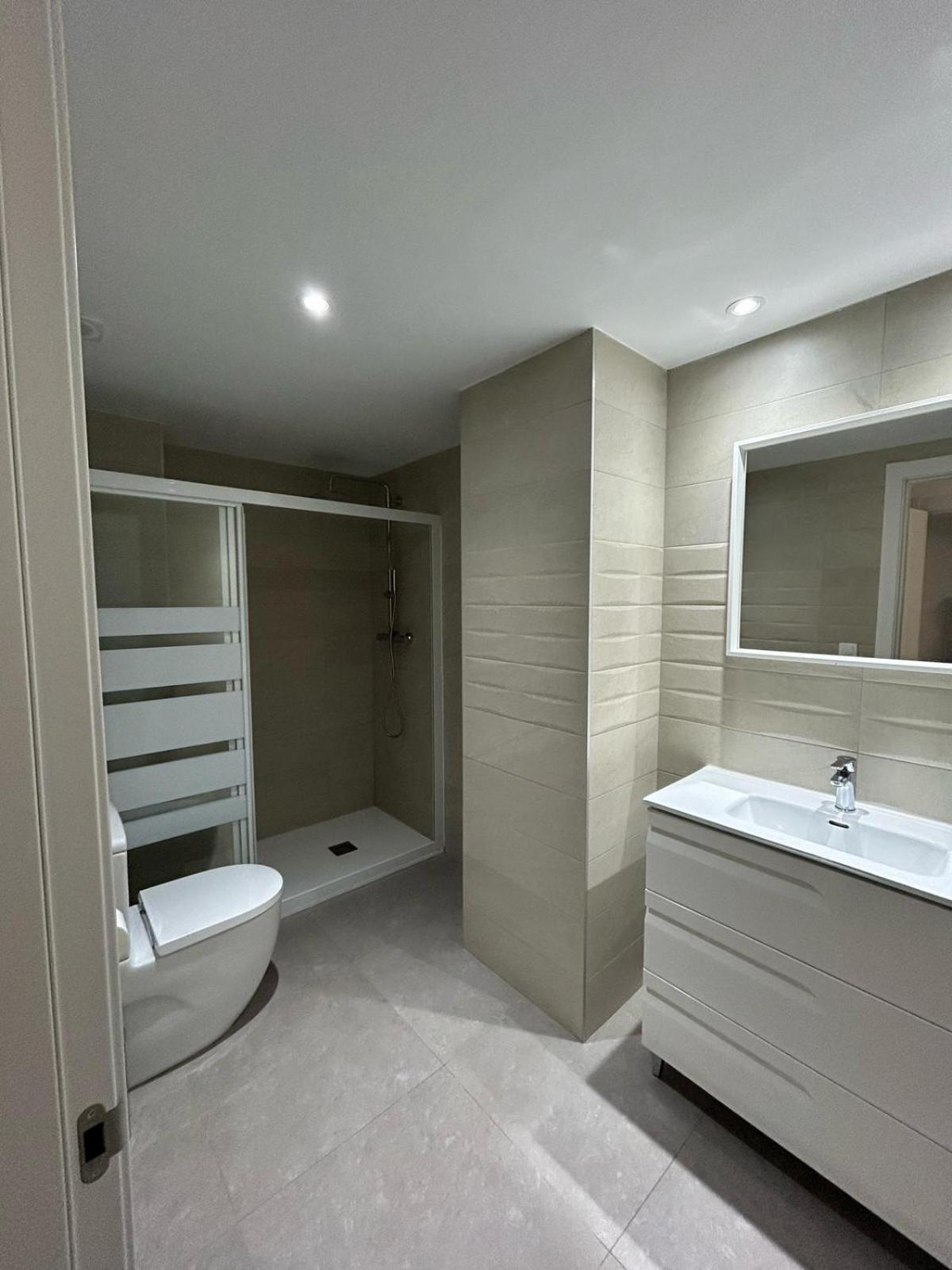 Apartamentos Corteingles Castellon By Tucasanlaplaya Castellon de la Plana Luaran gambar